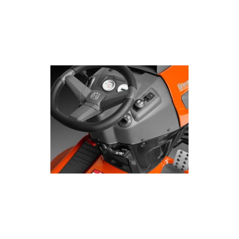 Tractor cortacésped TS148 / Potencia: 26hp