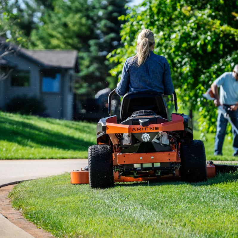 Tractor Ariens Edge Giro Zero 42″/ 20 hp (SIN RECOLECTOR)