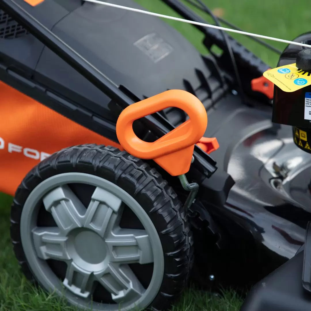 Cortacésped YARD FORCE Autopropulsada YFB21750 / 7.5 HP
